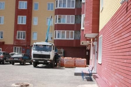 Доставка материалов для ремонта квартир манипулятором в Харькове